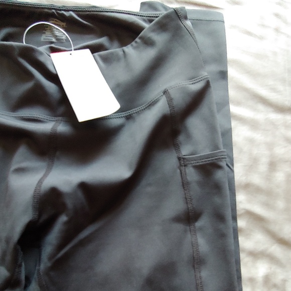 New Yoga leggings - Picture 6 of 7